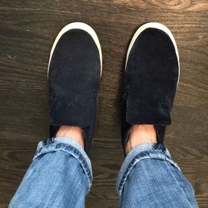 dv suede bootie/sneakers